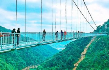 玻璃吊橋造價多少錢一米？一文看懂收費組成說明