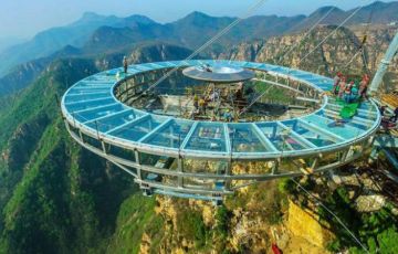 玻璃觀景臺的造價是多少？聽聽專業游樂設備廠家怎么說