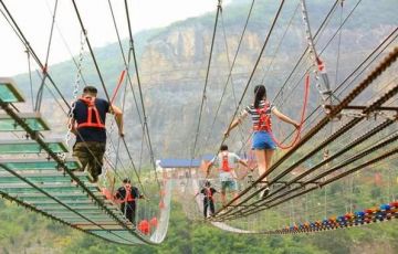 景區網紅項目步步驚心吊橋的特色你了解嗎？
