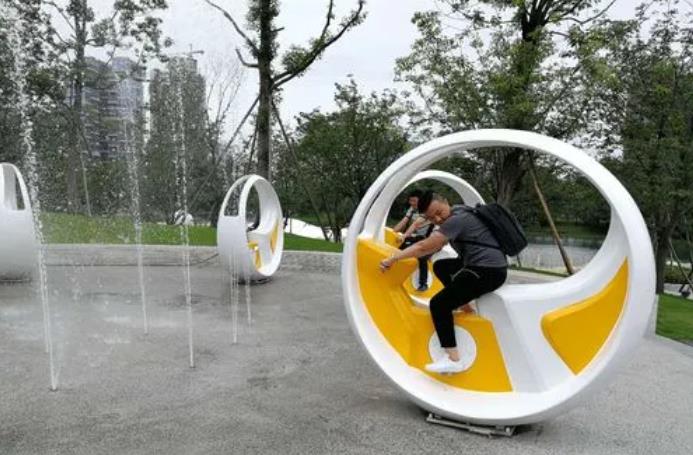 網(wǎng)紅打卡無(wú)動(dòng)力游樂(lè)設(shè)備安裝維護(hù)注意事項(xiàng) 網(wǎng)紅打卡無(wú)動(dòng)力游樂(lè)設(shè)備安裝維護(hù)注意事項(xiàng)