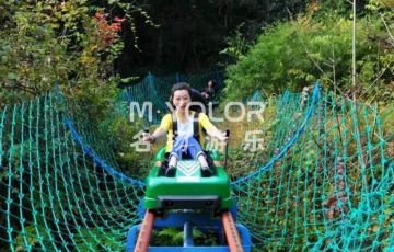 景區(qū)管軌式滑道游樂設(shè)備：體驗(yàn)刺激，暢享自然之美